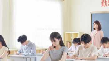 女孩子选什么专业比较吃香 女孩应选什么专业