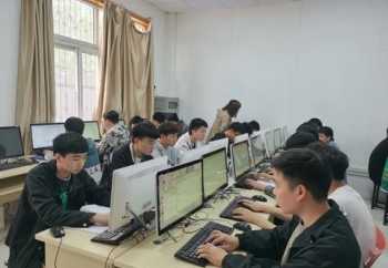 北大青鸟学IT大概要多少培训费 北大青鸟 it学校