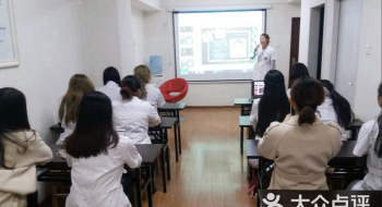 学习美甲都去哪 学习美甲的地方