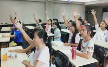 小学生最火舞蹈科目三完整版 小学生最火舞蹈